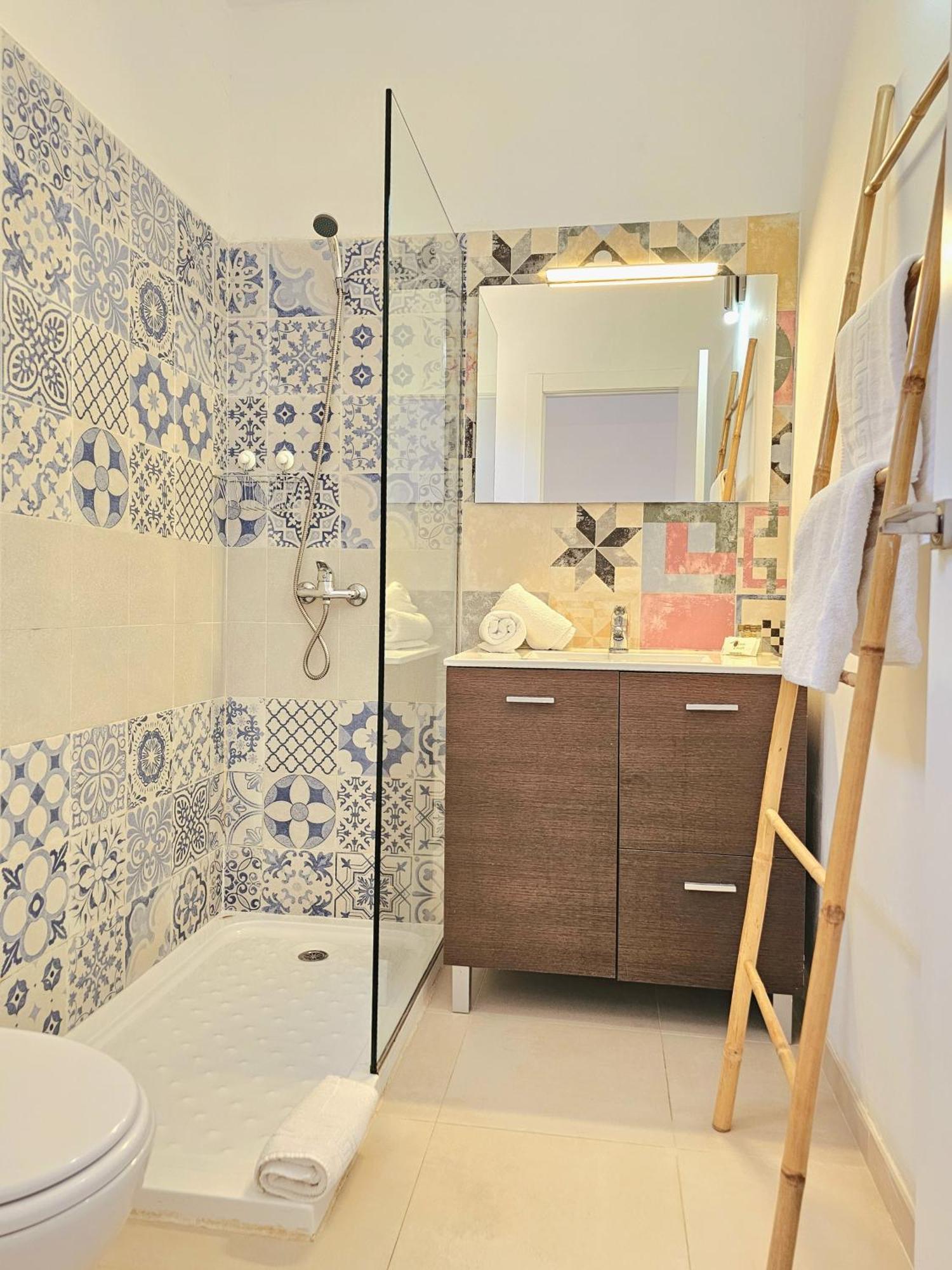 B&B La Nava Suites モハカル エクステリア 写真