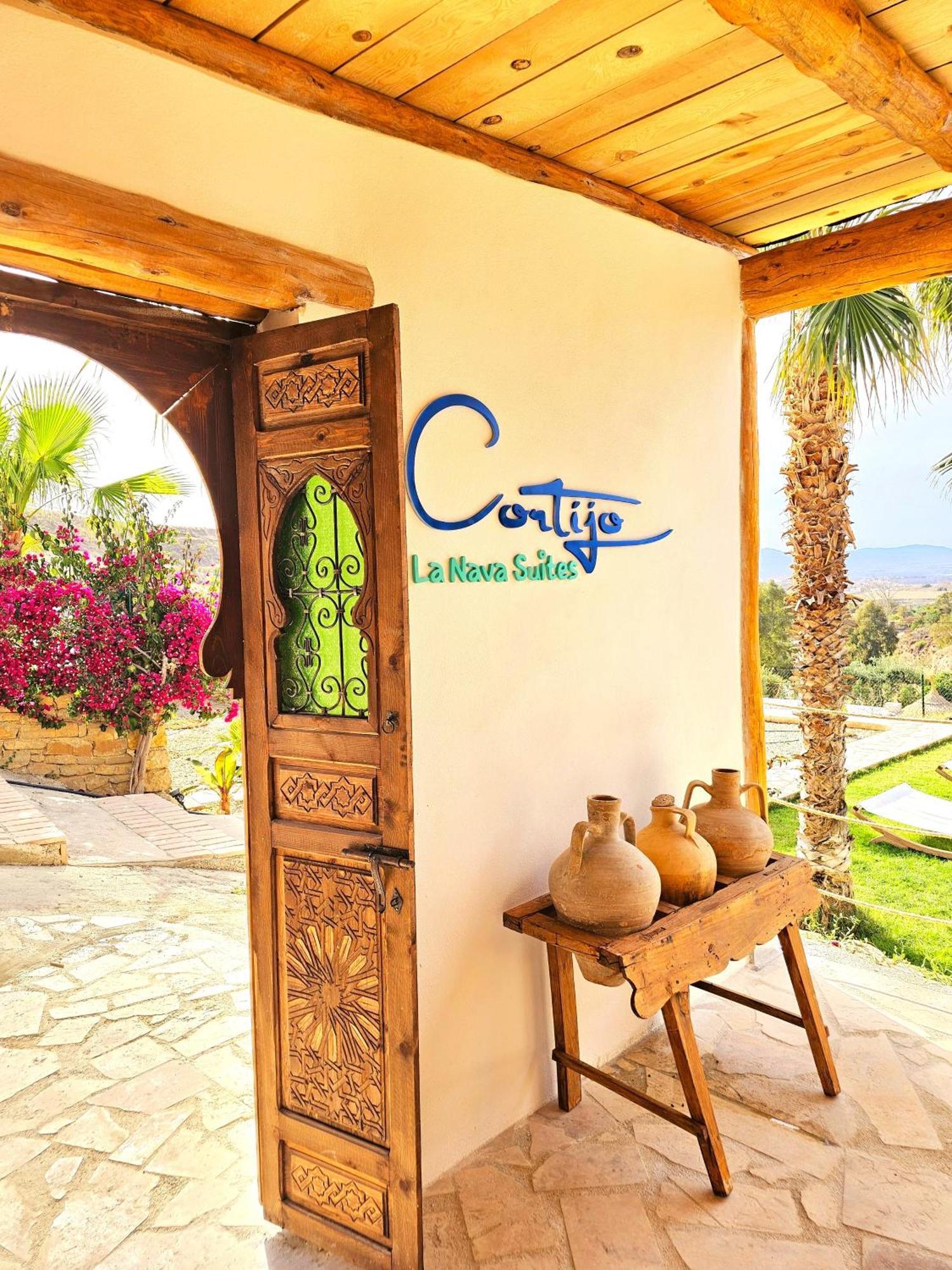 B&B La Nava Suites モハカル エクステリア 写真